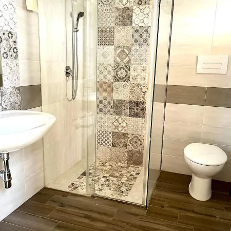 Gospodarstwo agroturystyczne Pescheto Tenuta Chimenti Partinico