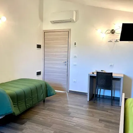 Pescheto Tenuta Chimenti Gospodarstwo agroturystyczne *