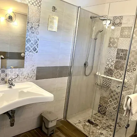 Pescheto Tenuta Chimenti *